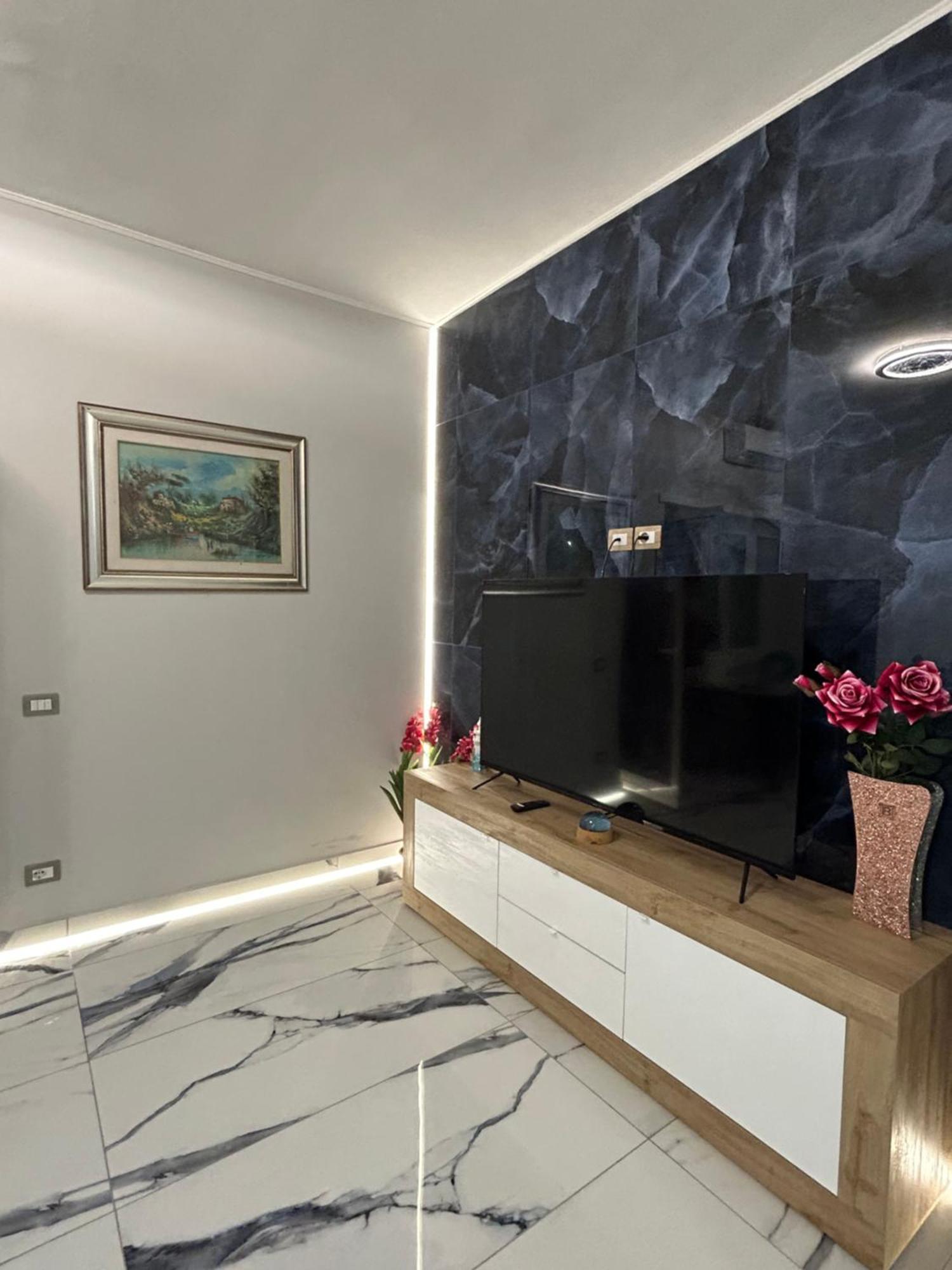 Front Sea Luxury Apartment Lido di Ostia Exterior foto